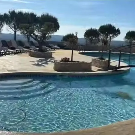 Confortable Avec Terrasse - 7 Pers. - Api-1-52-2011 Camping