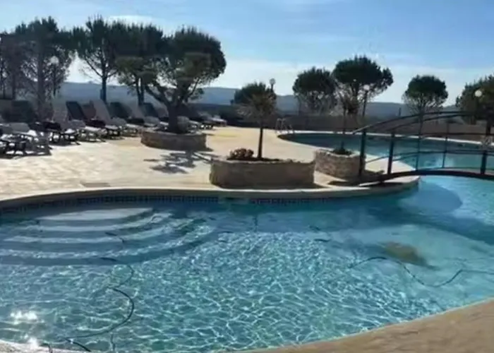 Confortable Avec Terrasse - 7 Pers. - Api-1-52-2011 Κάμπινγκ
